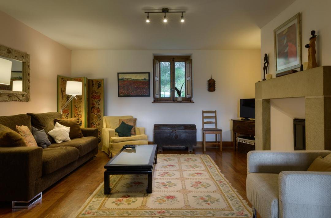 Casa Sarasa Guest House Berdun ภายนอก รูปภาพ