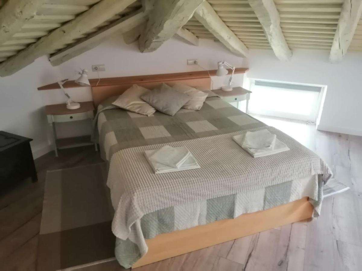 Casa Sarasa Guest House Berdun ภายนอก รูปภาพ